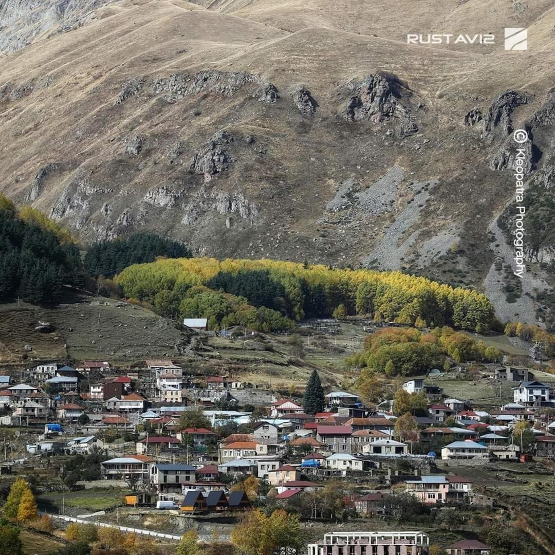 Villa Peak House Kazbegi Esterno foto